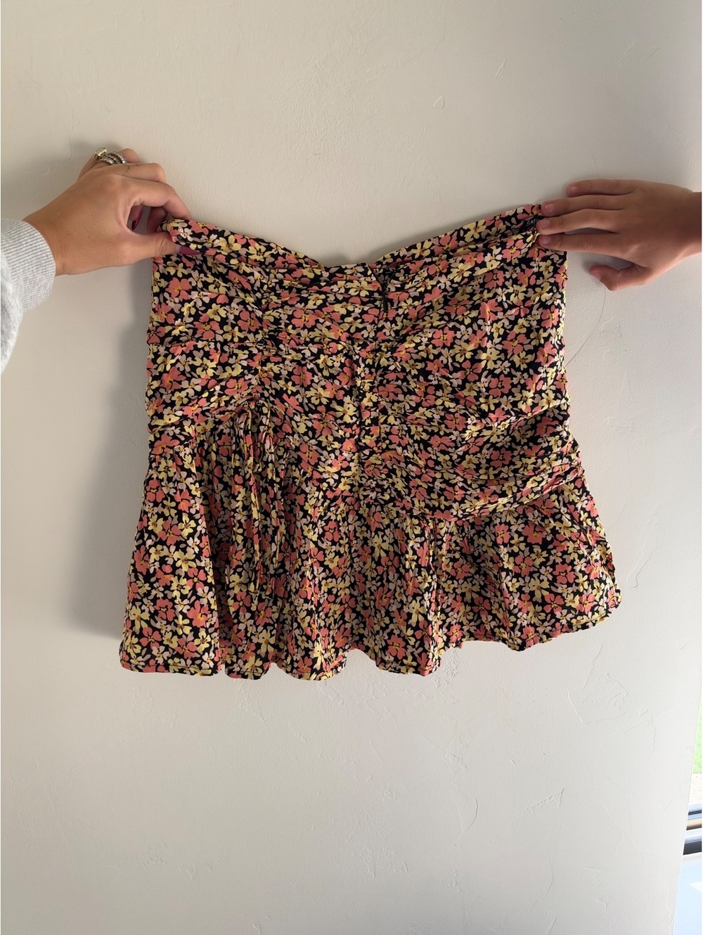 Forever 21 Floral Ruched Mini Skirt Size Small Black Pink Yellow